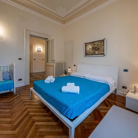 Castello View - Ampio Nel Centro A Due Passi Dal Mare Appartement Rapallo